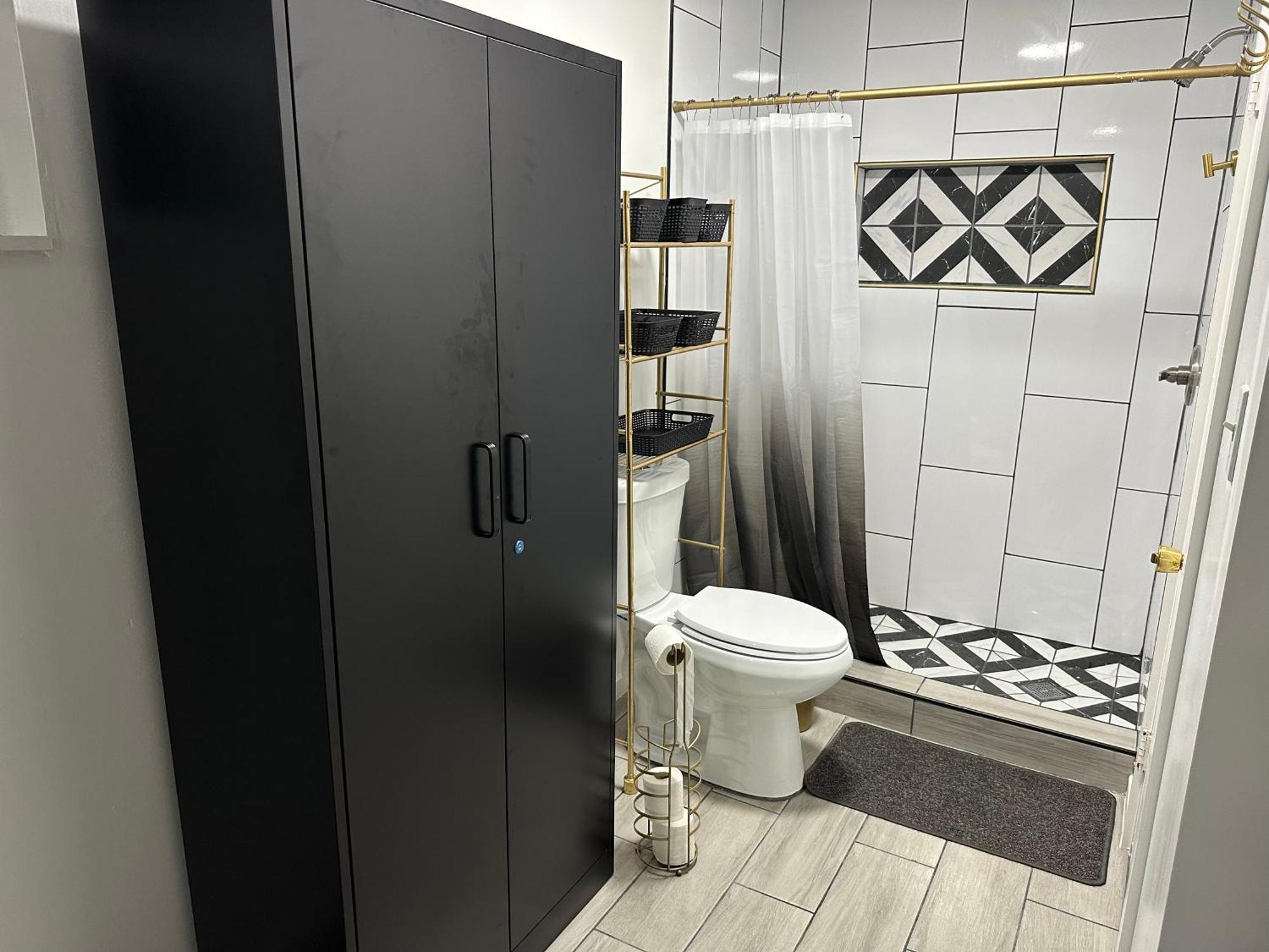Serene Full Bed With 50 Inch Smart Tv, Netflix, Airplay, Mini-Fridge, And 500 Mbps Wifi Near Fiu, Dolphin Mall, Airport Miami Zewnętrze zdjęcie